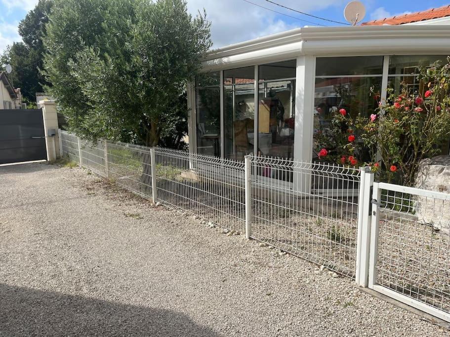 Charmante Maison Au Calme Royan Luaran gambar